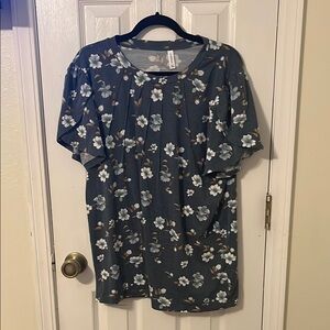 Gardencore Floral Print Women's Top